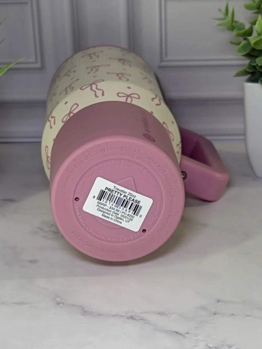 HydroJug Pretty Please 20oz Traveler BNWT